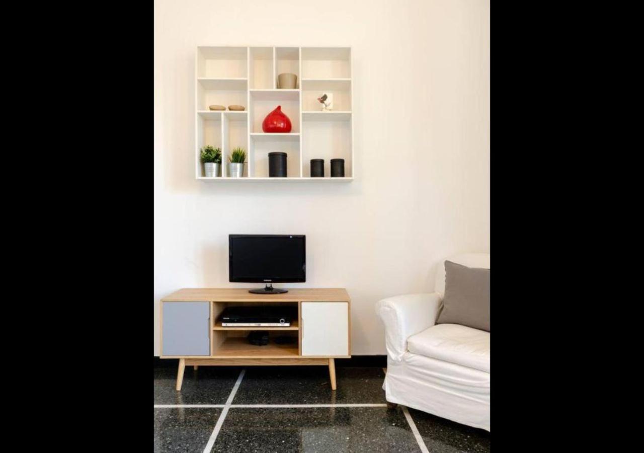 Altido Family Apt For 6 Located Minutes From The Sea Apartment Genoa Luaran gambar