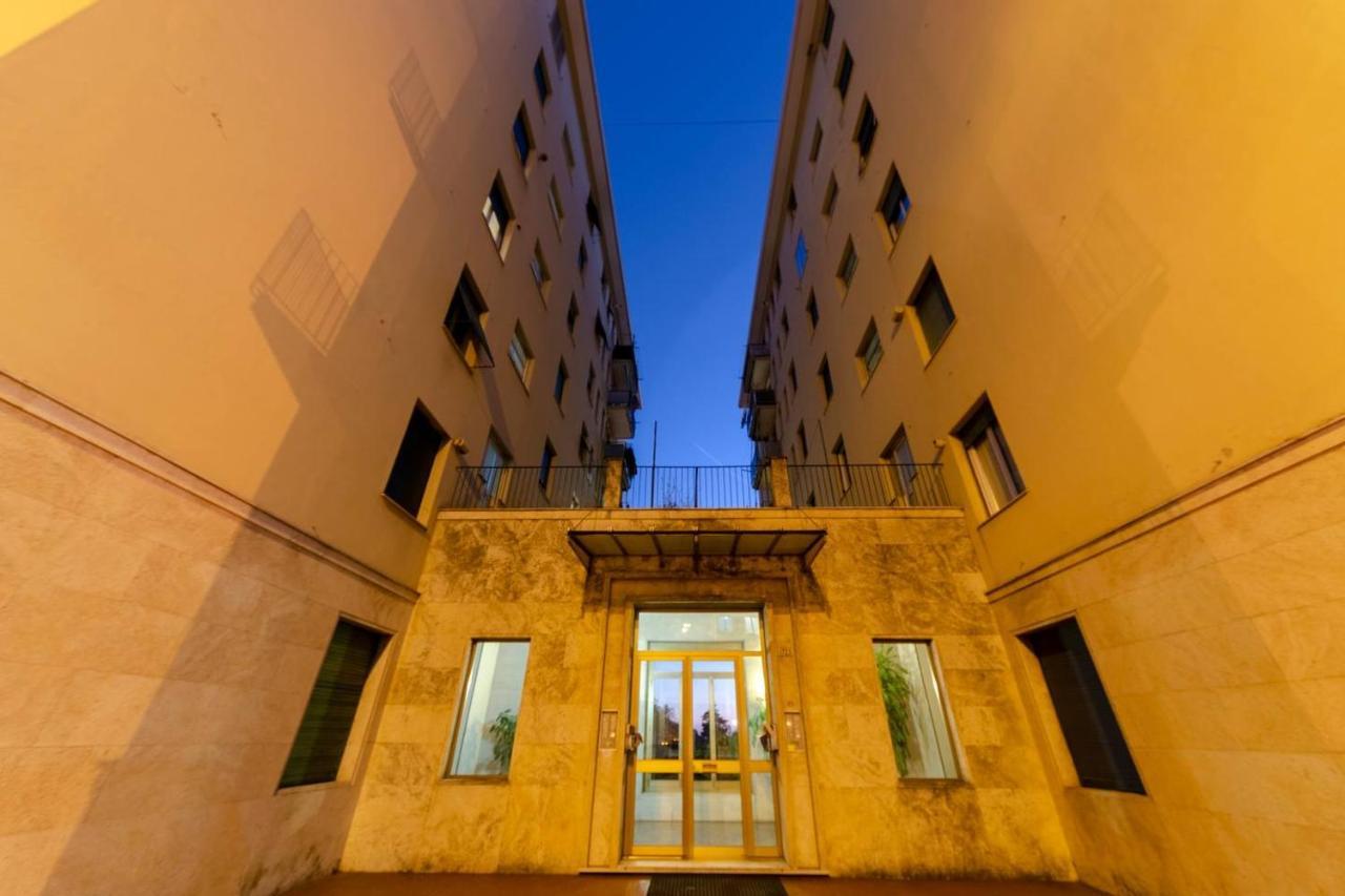 Altido Family Apt For 6 Located Minutes From The Sea Apartment Genoa Luaran gambar